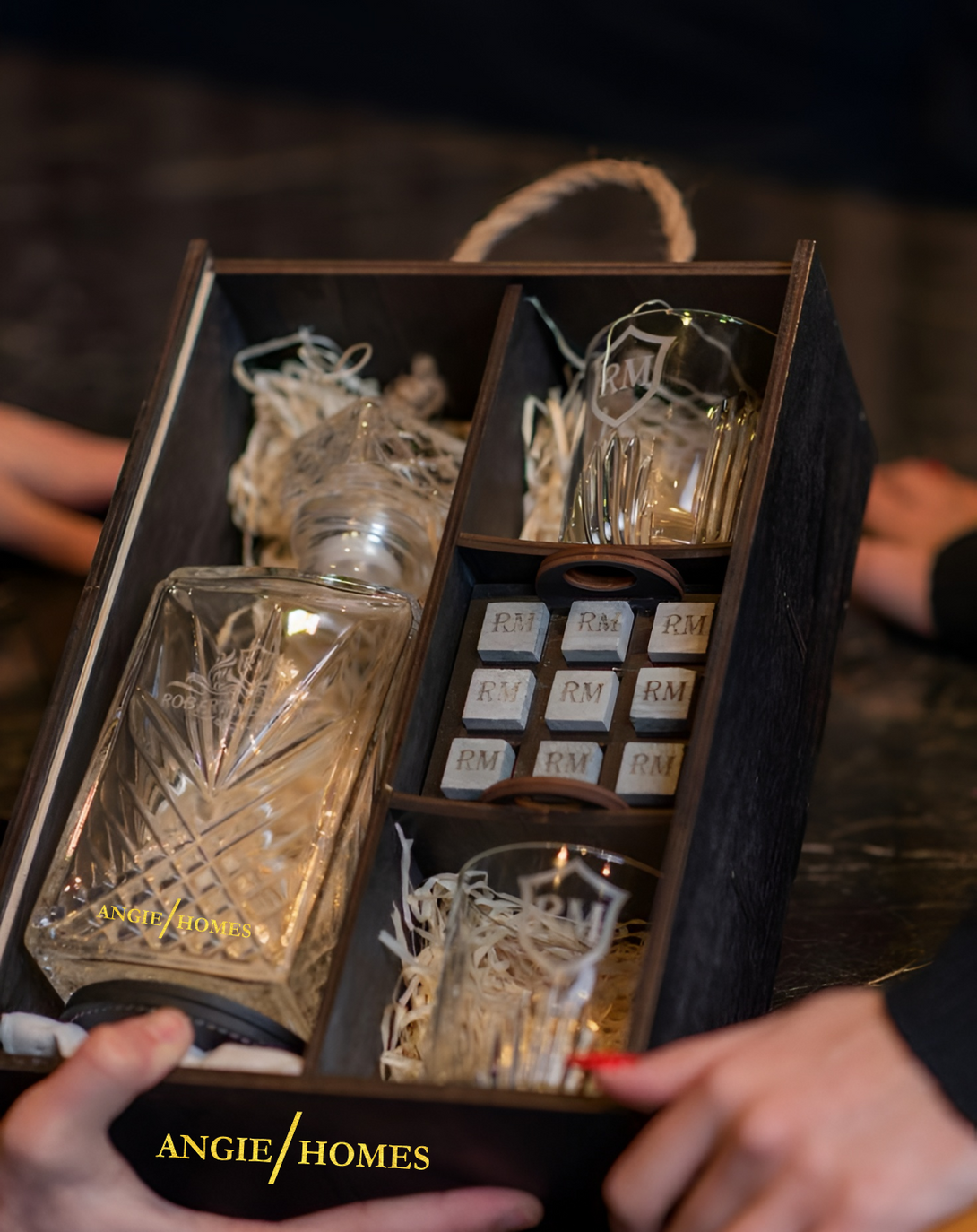 Decanter and glasses for gifting ANGIE HOMES