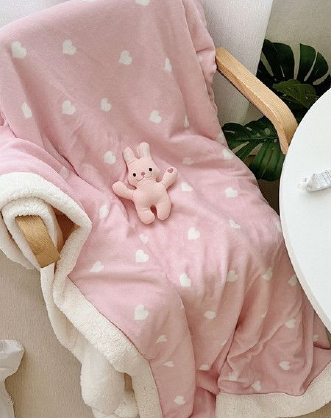 Bee Baby Peach Blanket ANGIE HOMES