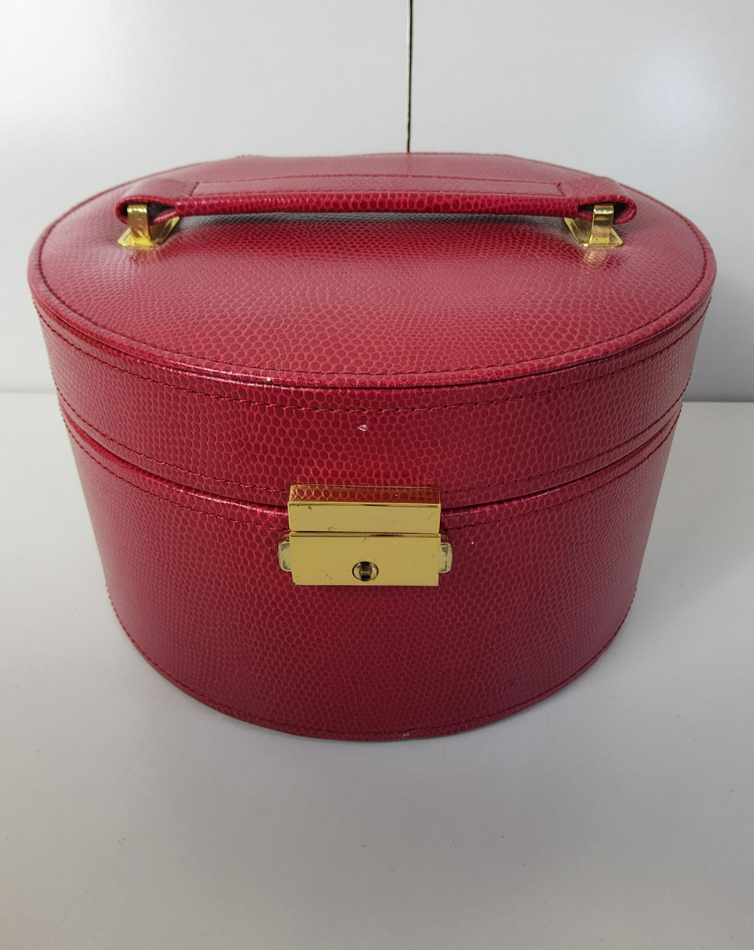 Red Leather Round Luggage Set ANGIE HOMES
