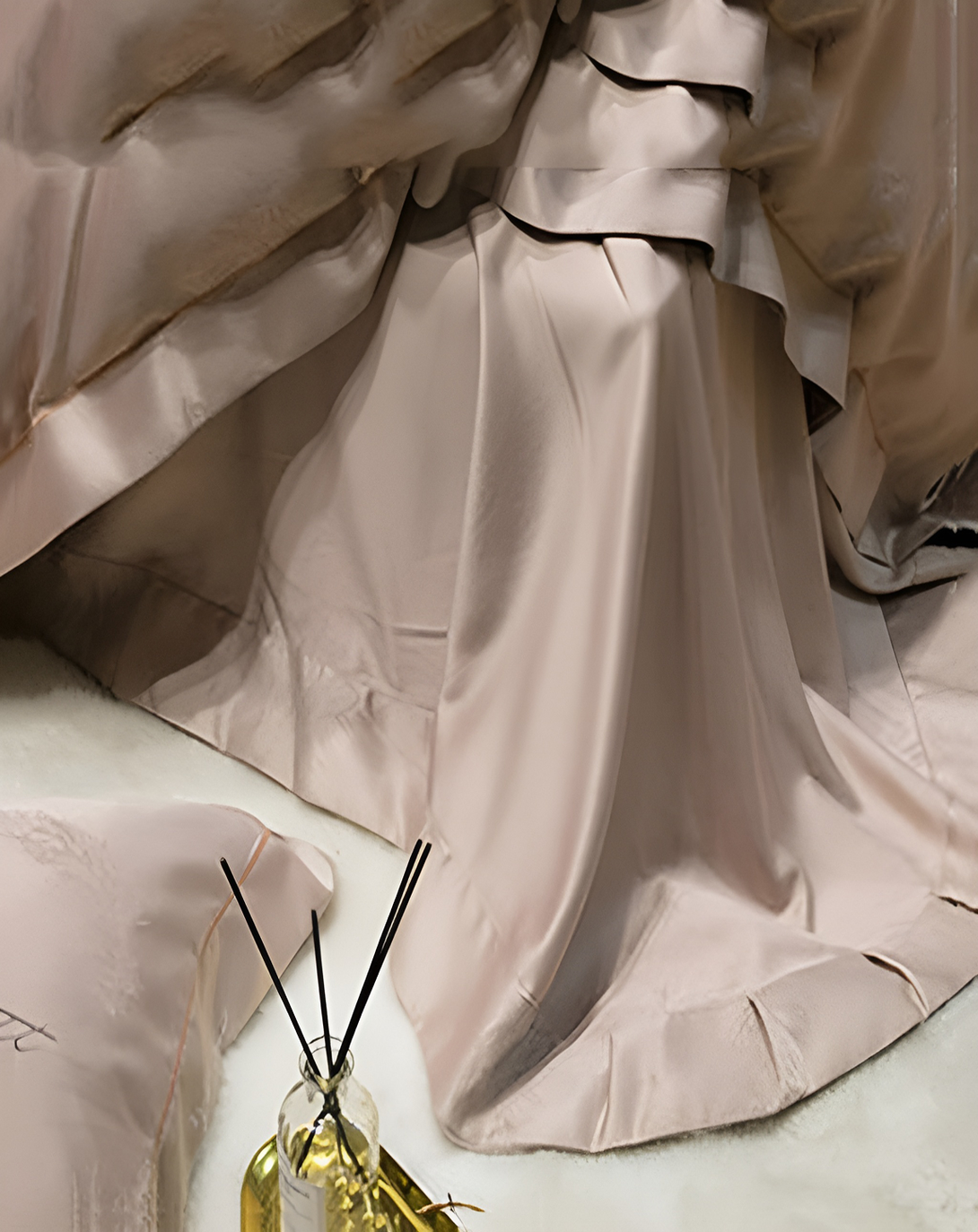 Albertus Grey Bedsheet Set