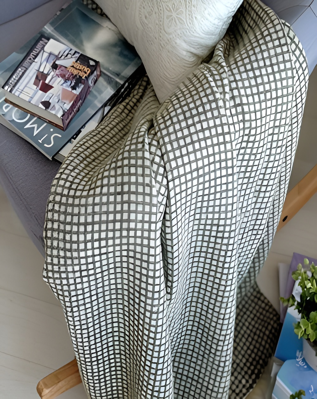 Berry Cotton Fabulous Throw & Blanket