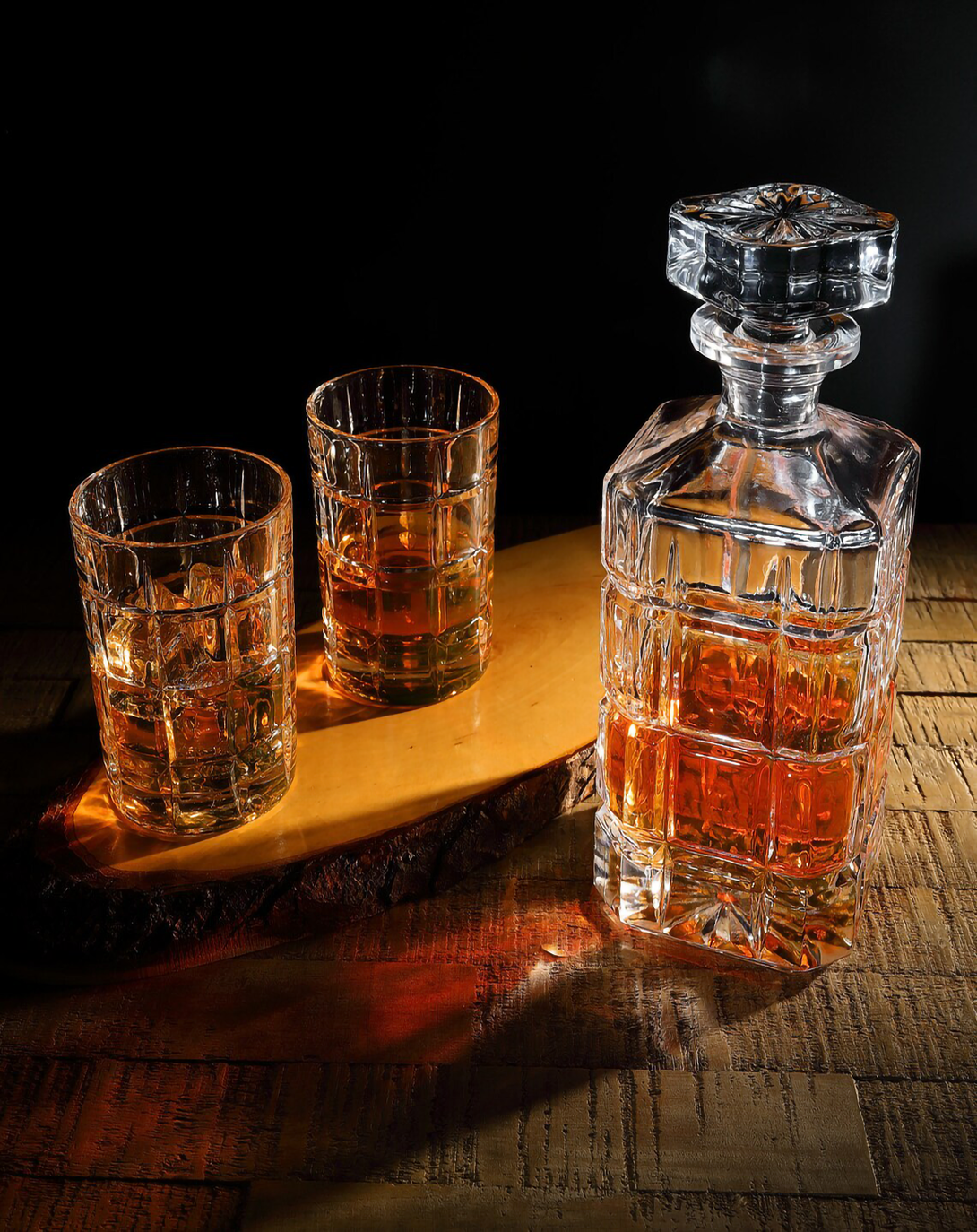 Best Cube Whiskey Glasses Set with Decanter