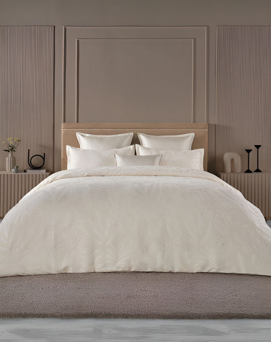 Betty beautiful Bed Set (4 Pcs)