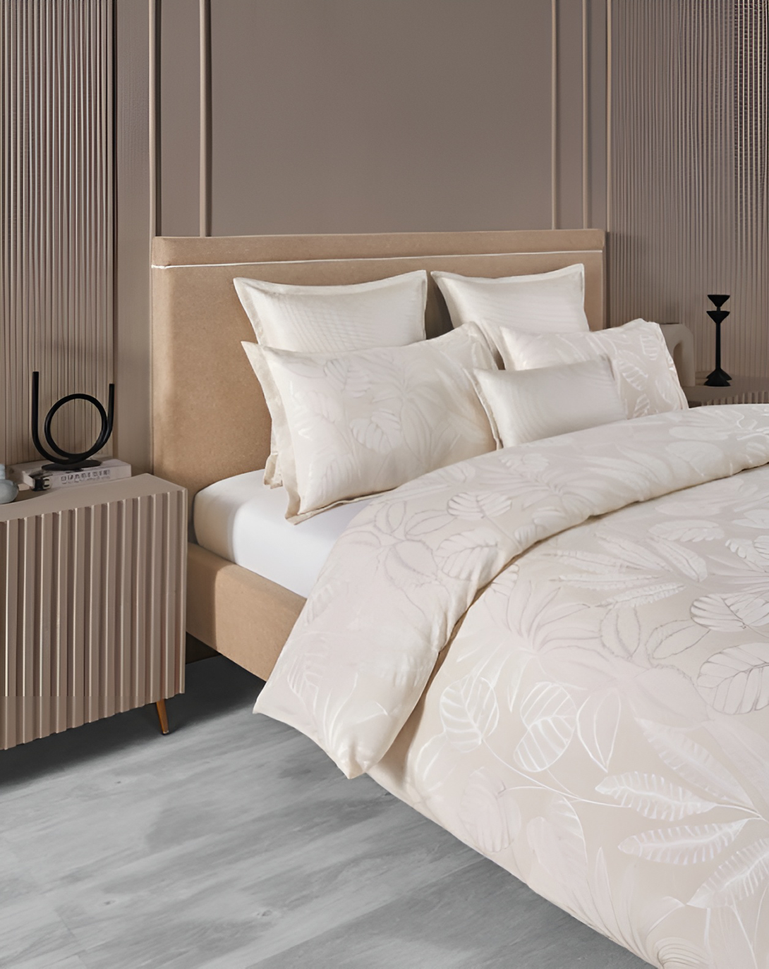 Betty beautiful Bed Set (4 Pcs)