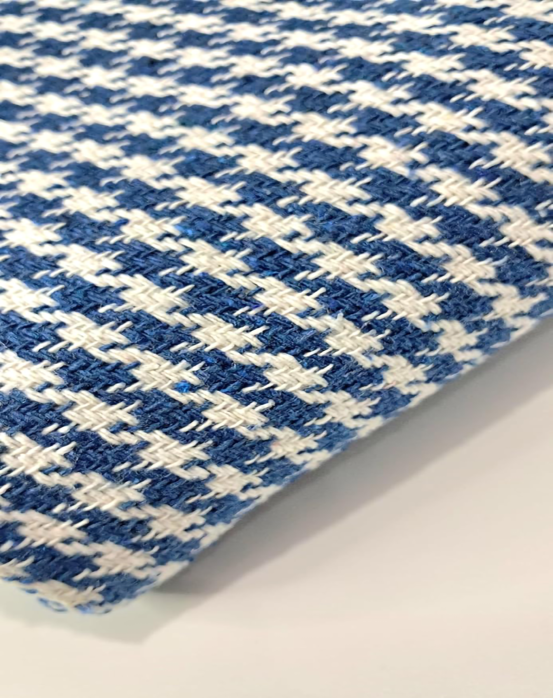 CHIA BLUE & WHITE HOUNDSTOOTH PATTERN FABRIC