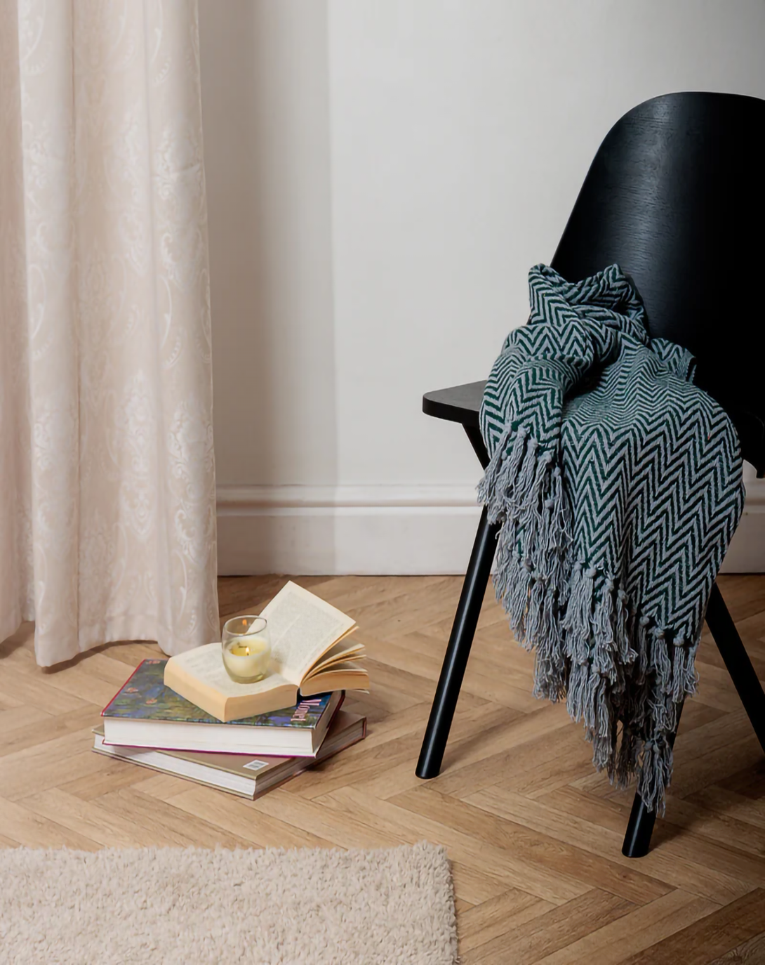 Cerelia Grey & Black Cotton Throws