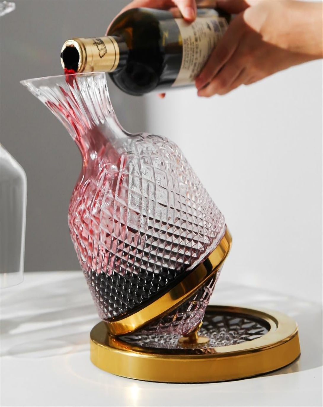 Classic Decanter ANGIE HOMES