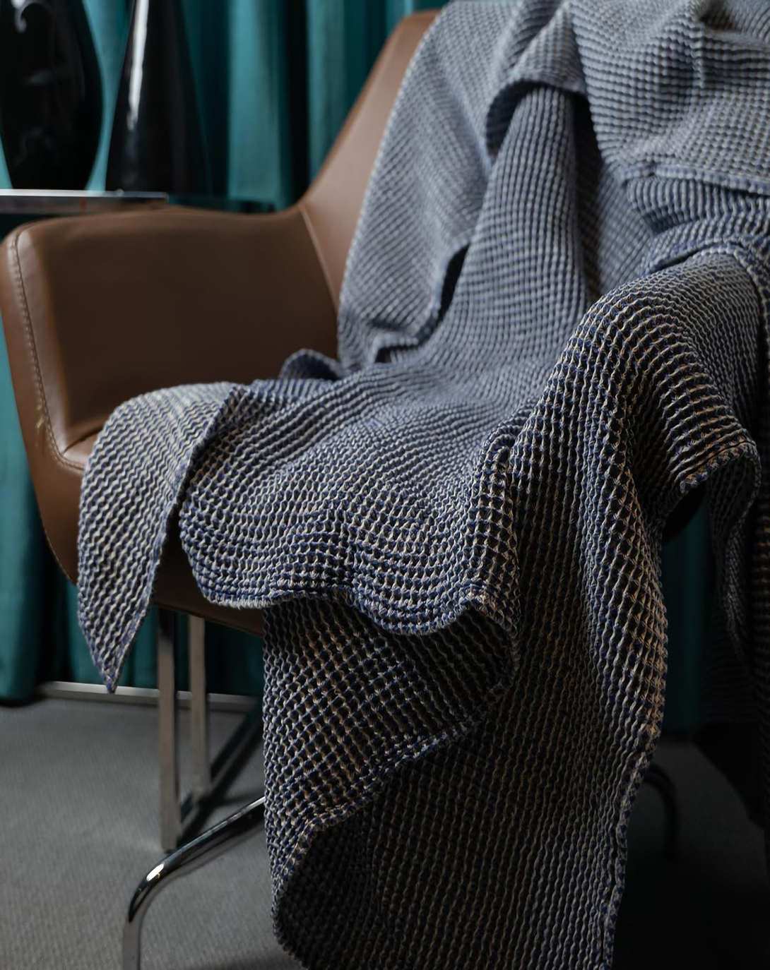 Conran Luxury Dark Grey Throw & Blanket