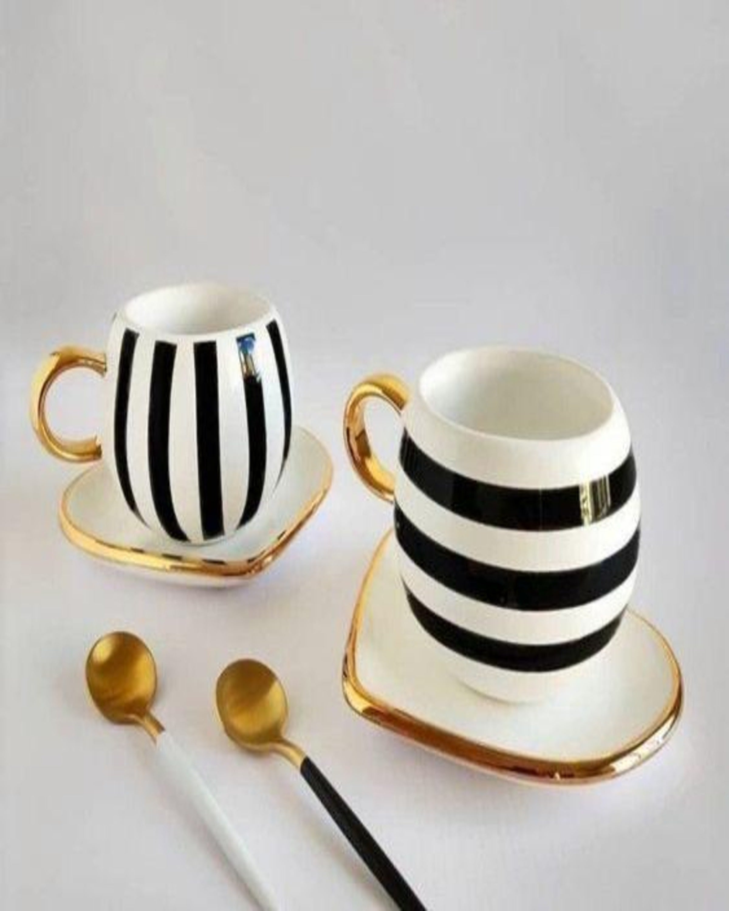 Minimalist Stoneware Tea Set (Copy) ANGIE HOMES