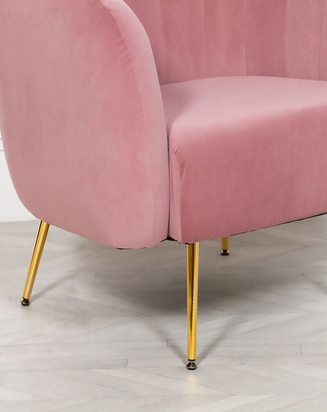 Elaheh Pink Sofa Chair