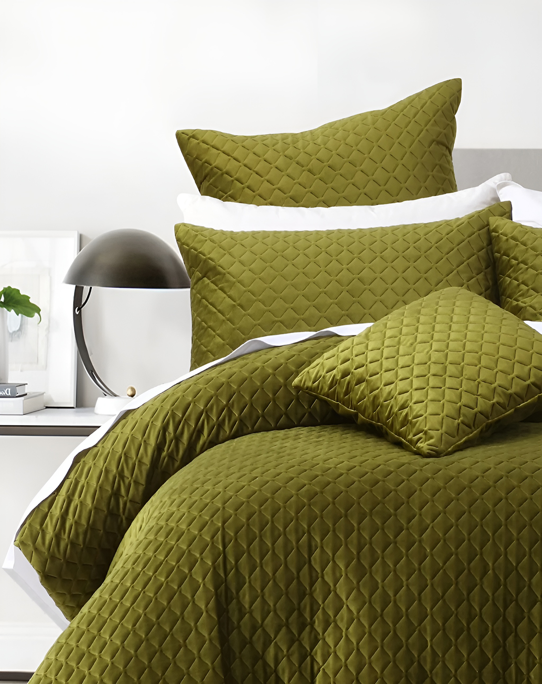 Epic Bed Set (Set of 4) ANGIE HOMES