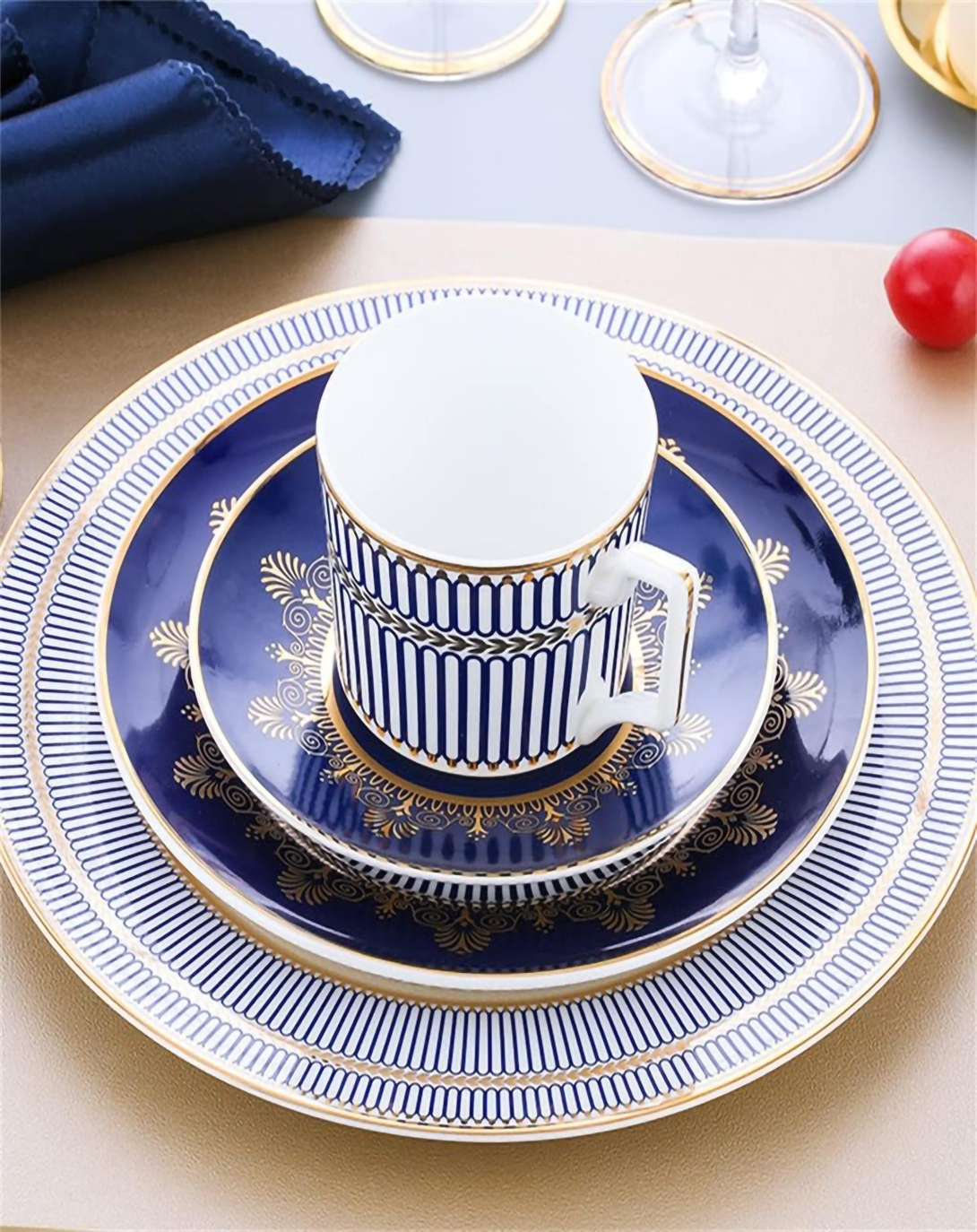 Erty Porcelain Dinner Set