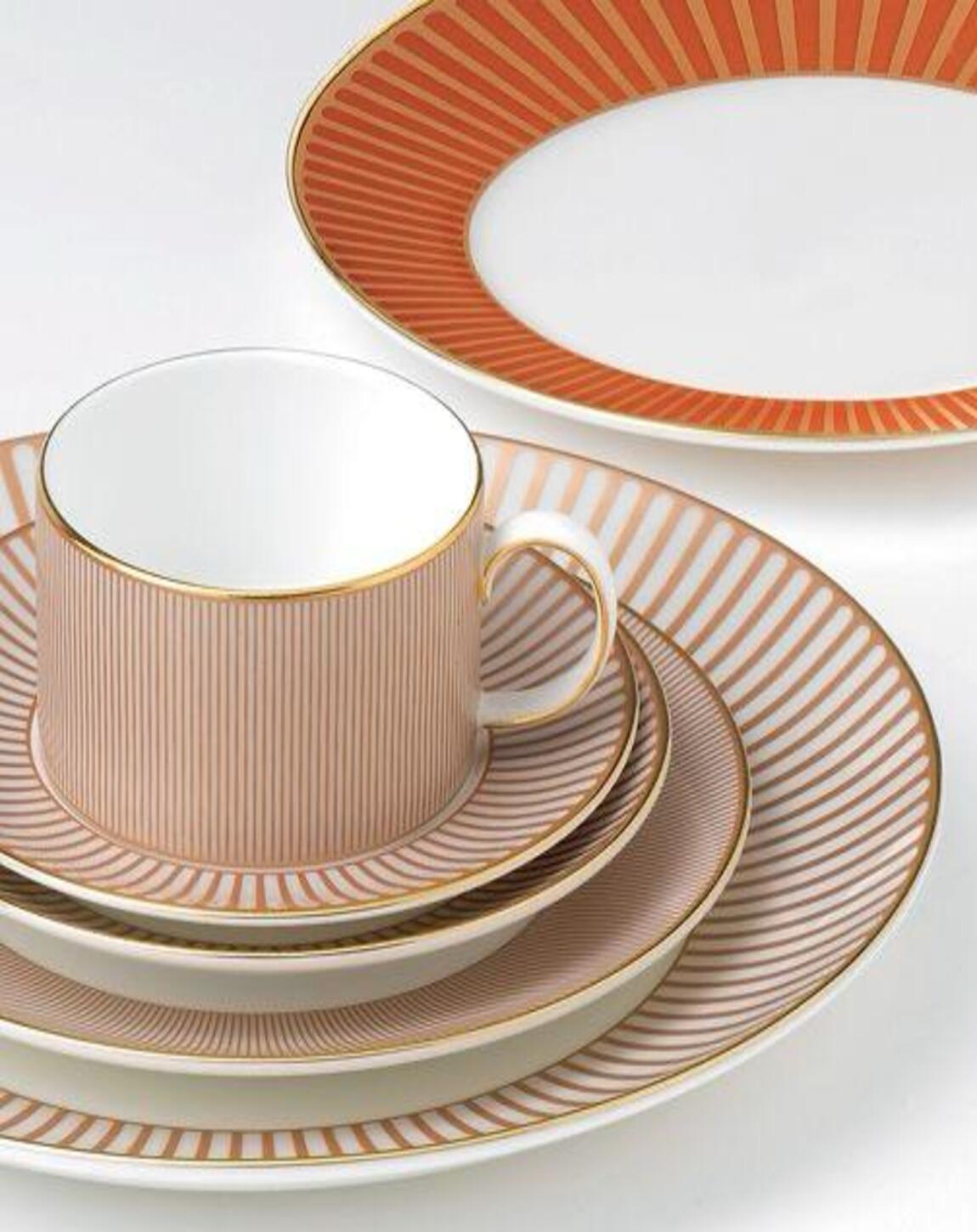 Festiva Gold Rimmed Dinner Sets – ANGIE HOMES