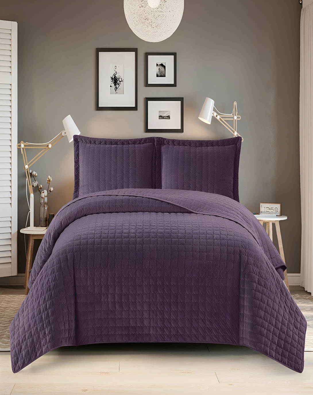 Forum Elegant Bed Set (Set of 4)