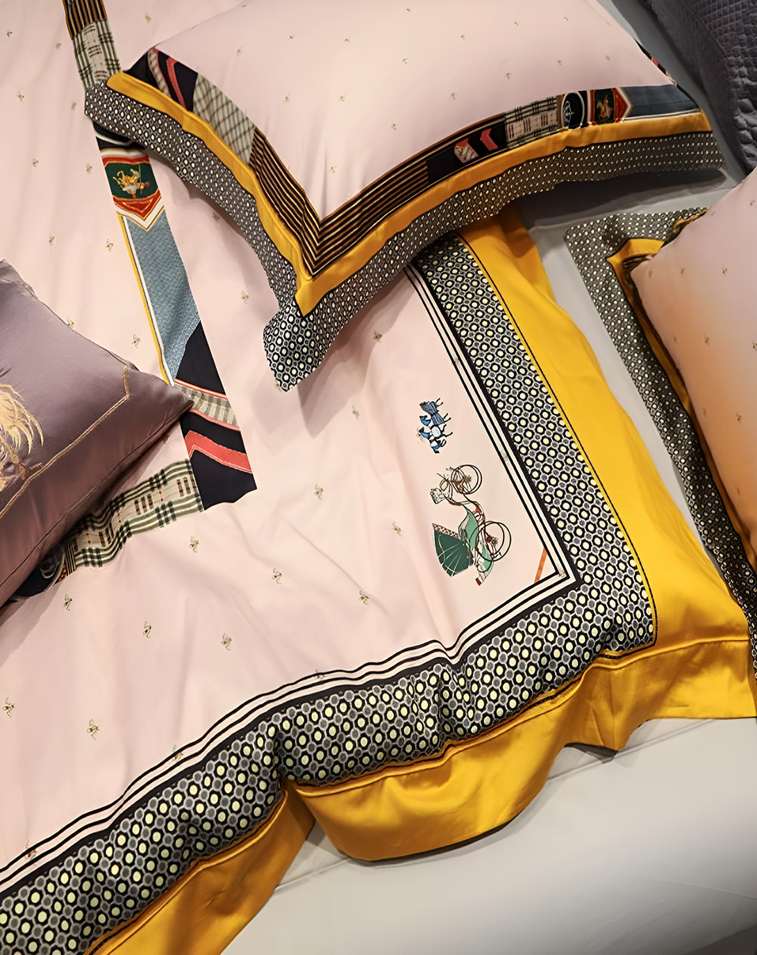 Fraser Beautiful Linen Bed Set (Set of 4)