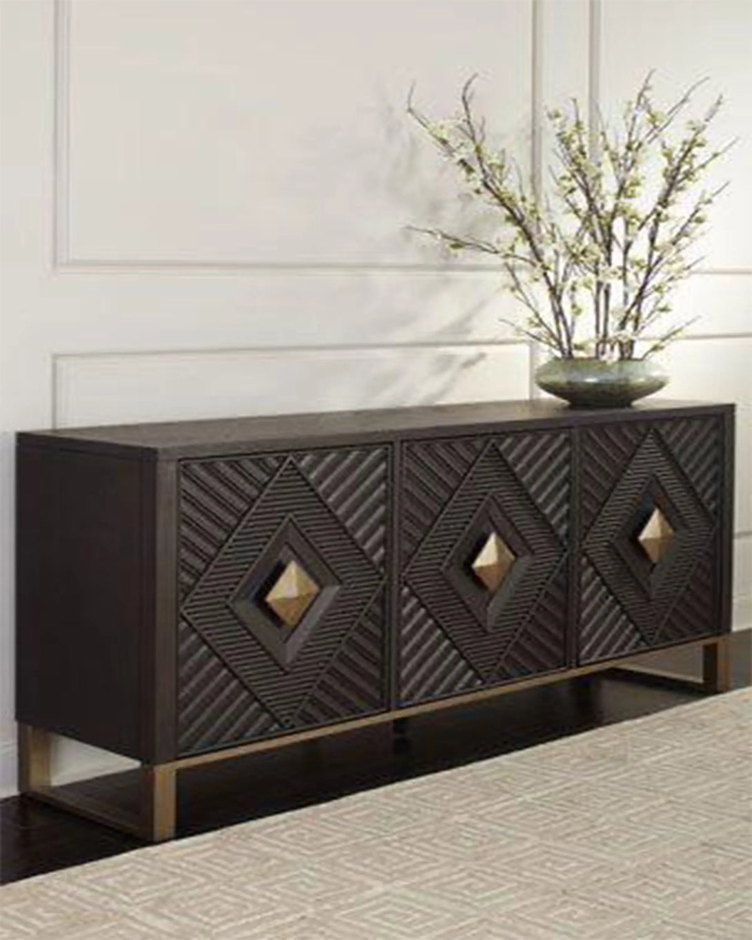 Gunung Modern Classic Black Sideboard