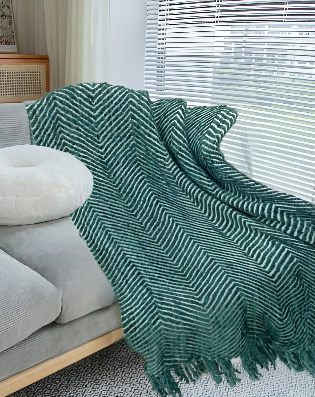 Gable White Throw & Blanket