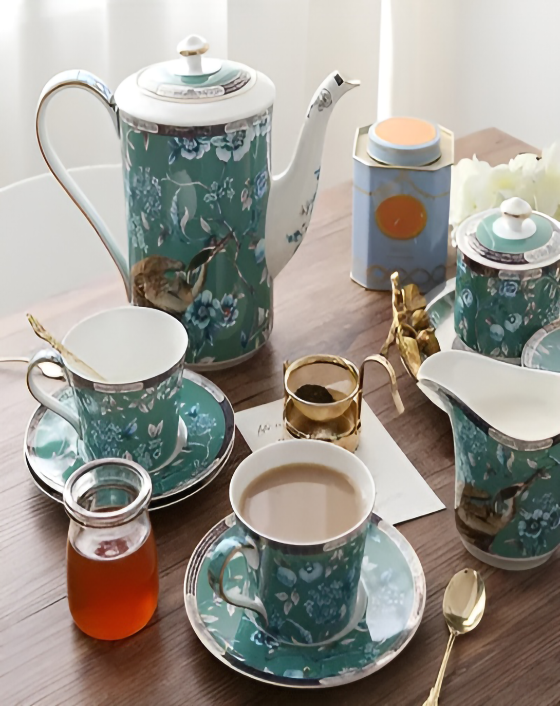 Gentle Blue Bird Tea Set