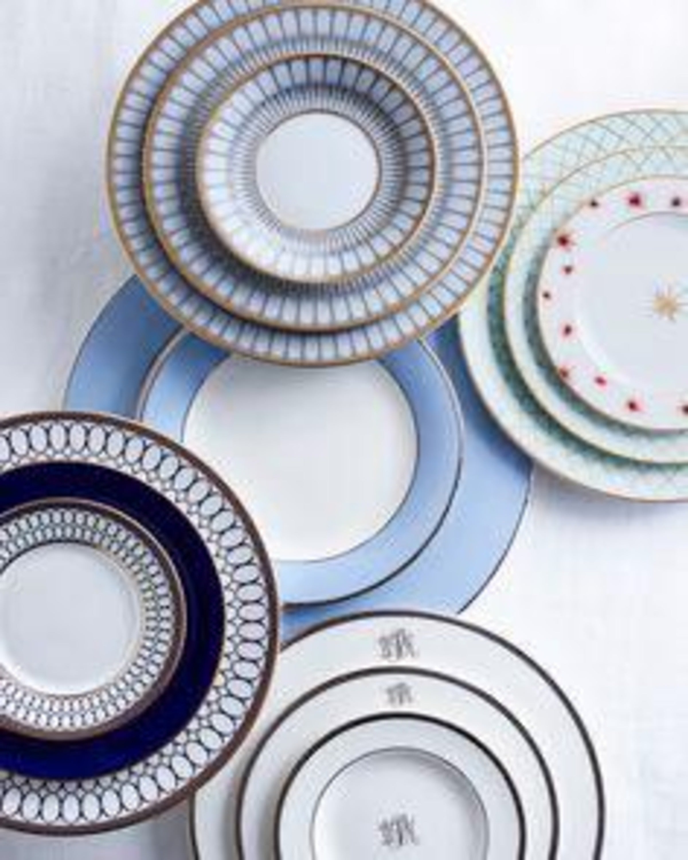 Luxury Swirl Plates Set (Copy) ANGIE HOMES