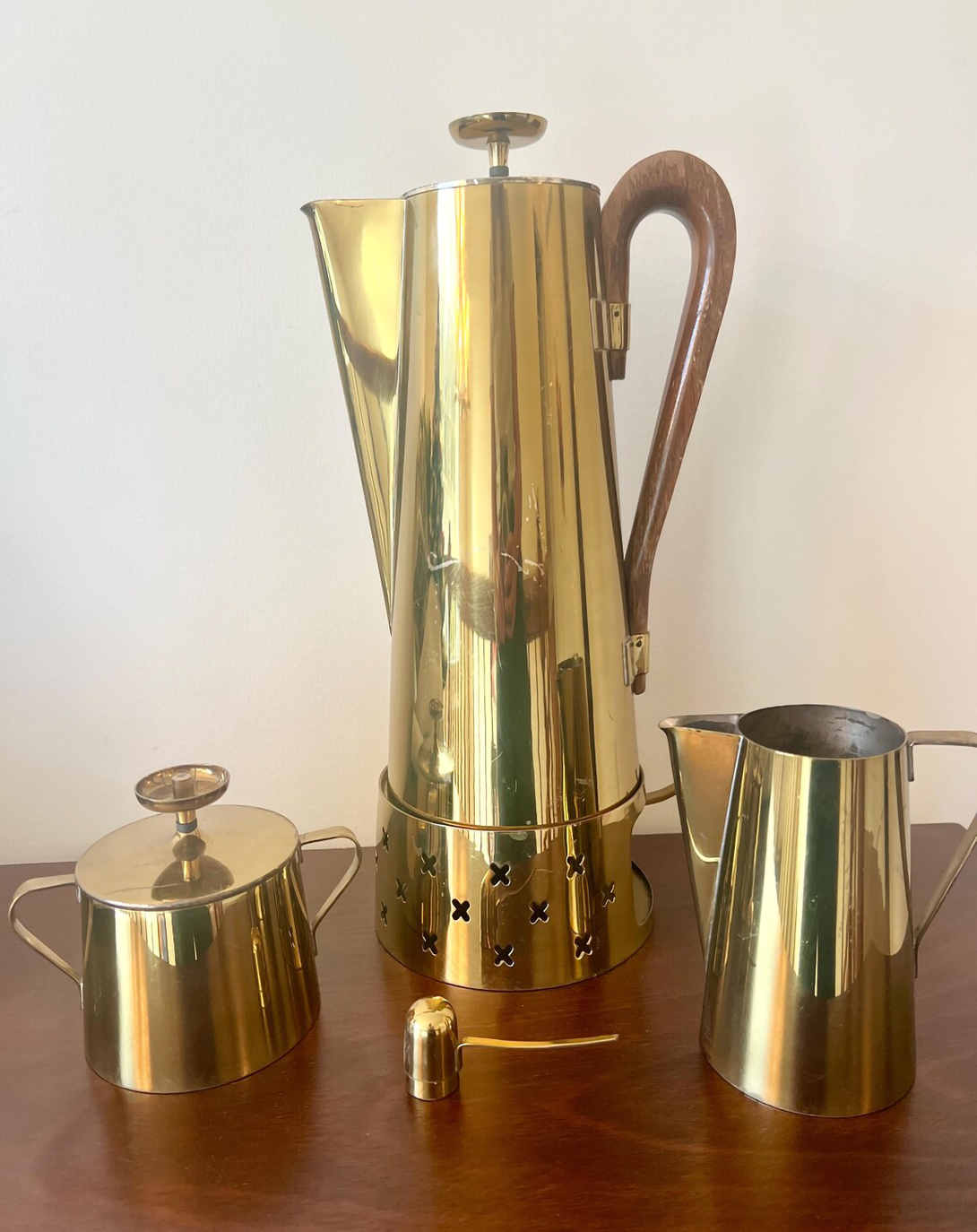 Gold Finish Modern Tea Set