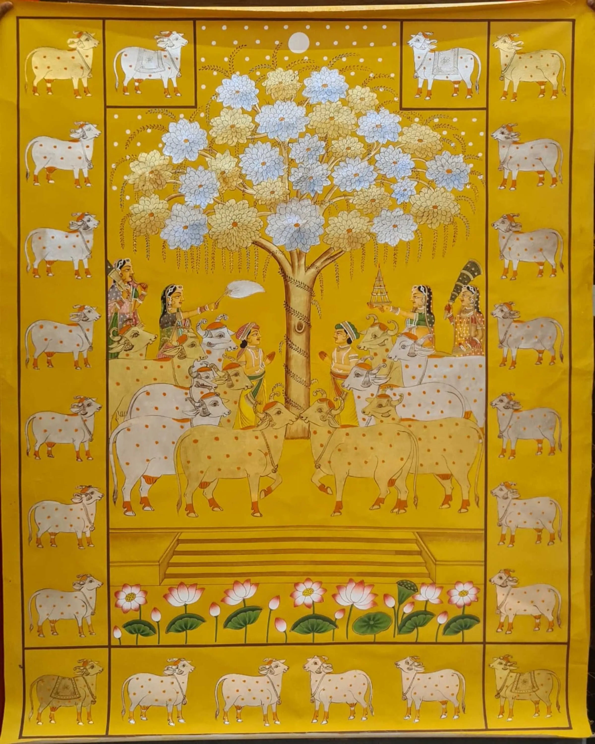 Kala Golden Pichwai Painting ANGIE KRIPALANI DESIGN - ANGIE HOMES