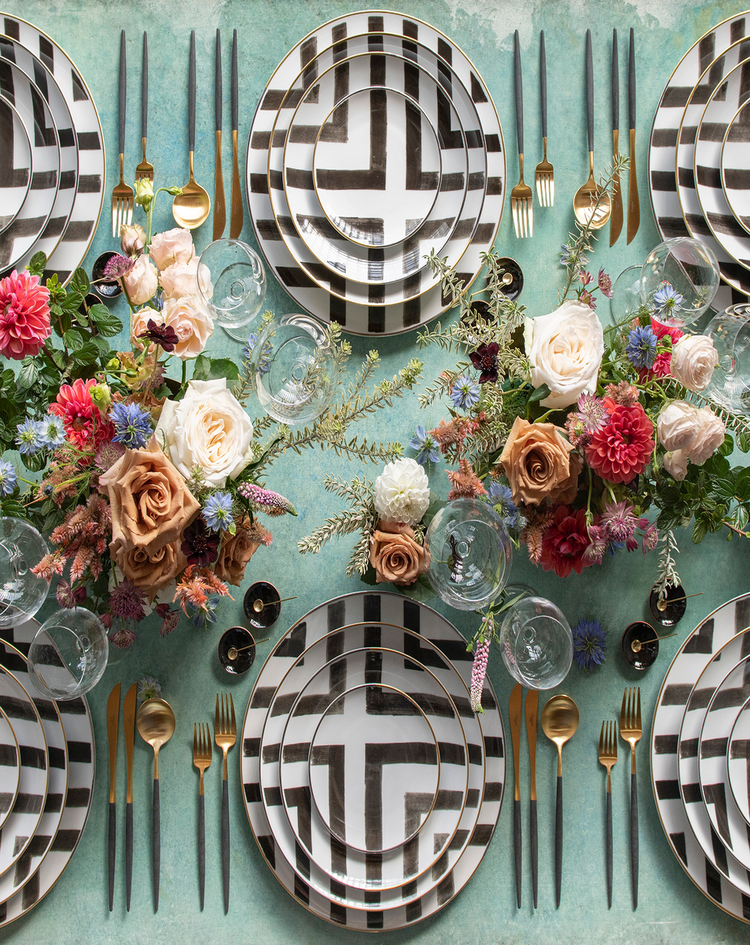 Kamik Black & White Dinner Set ANGIE HOMES