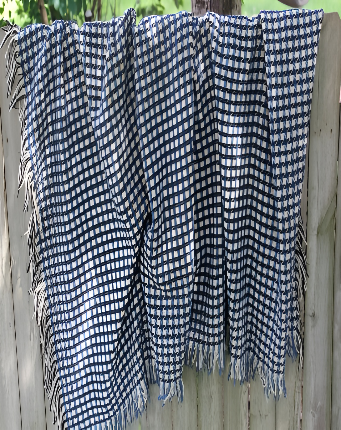 Lilo Luxury Dark Grey Throw & Blanket