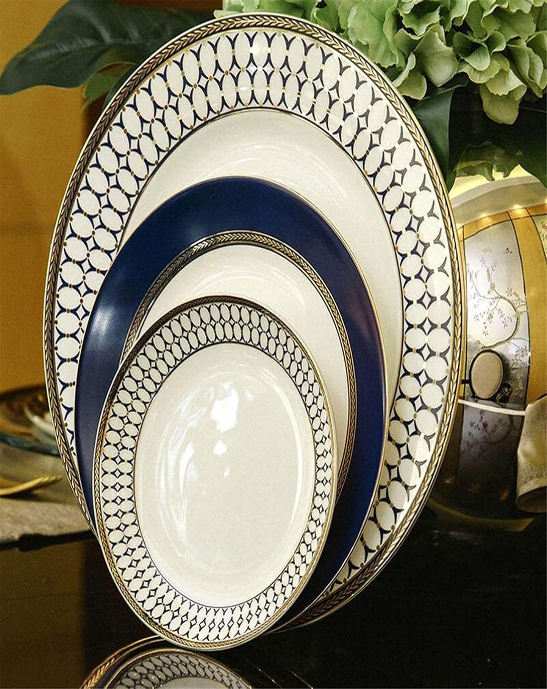 Luxury Swirl Plates Set