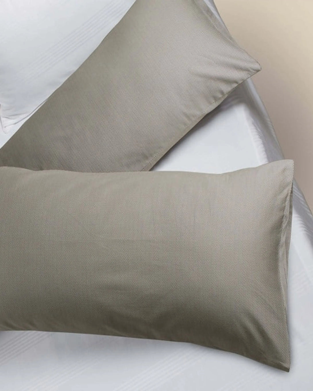 Minato Pillow ANGIE HOMES