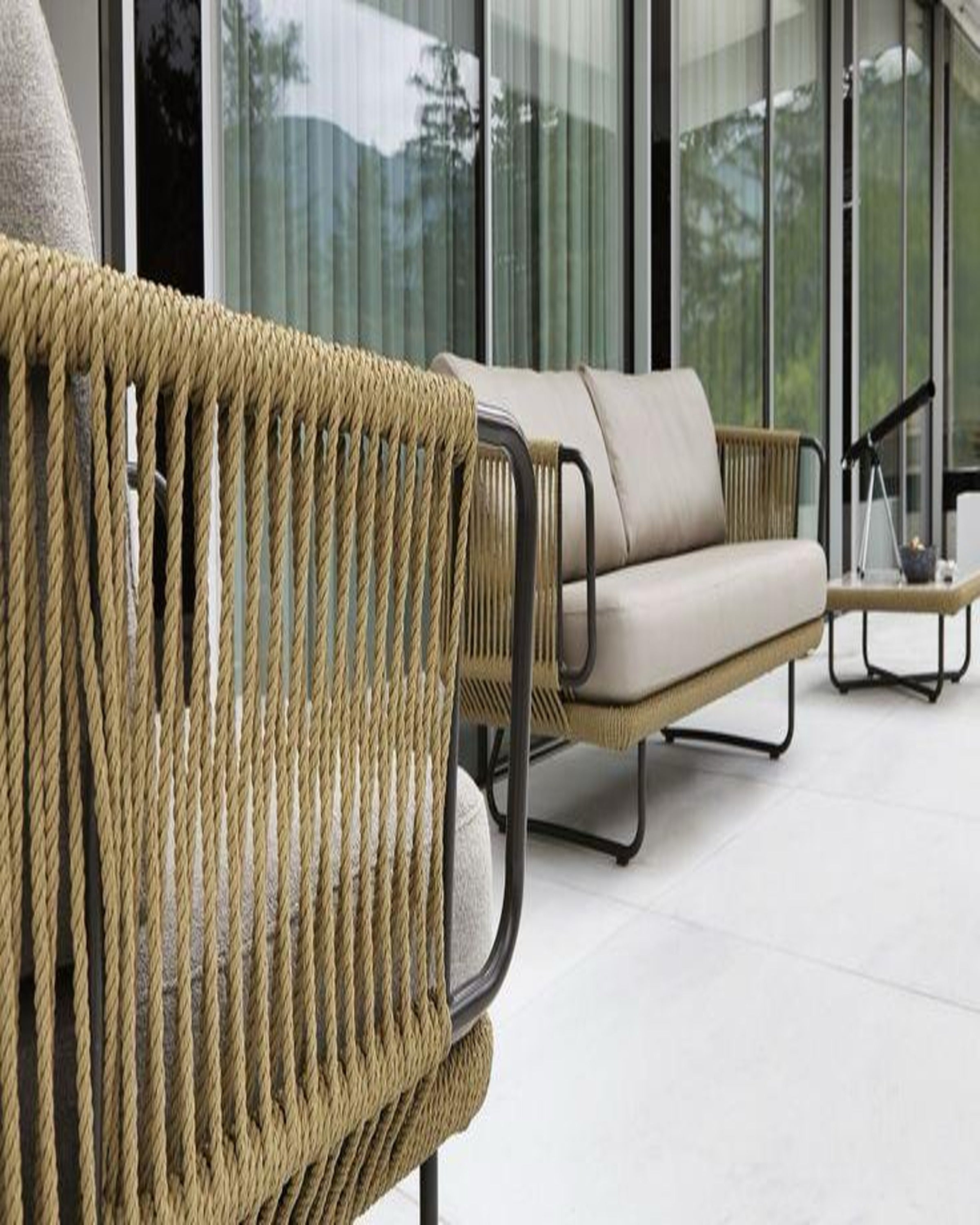 Stunning Minimalist Modern Patio Furniture Sets image