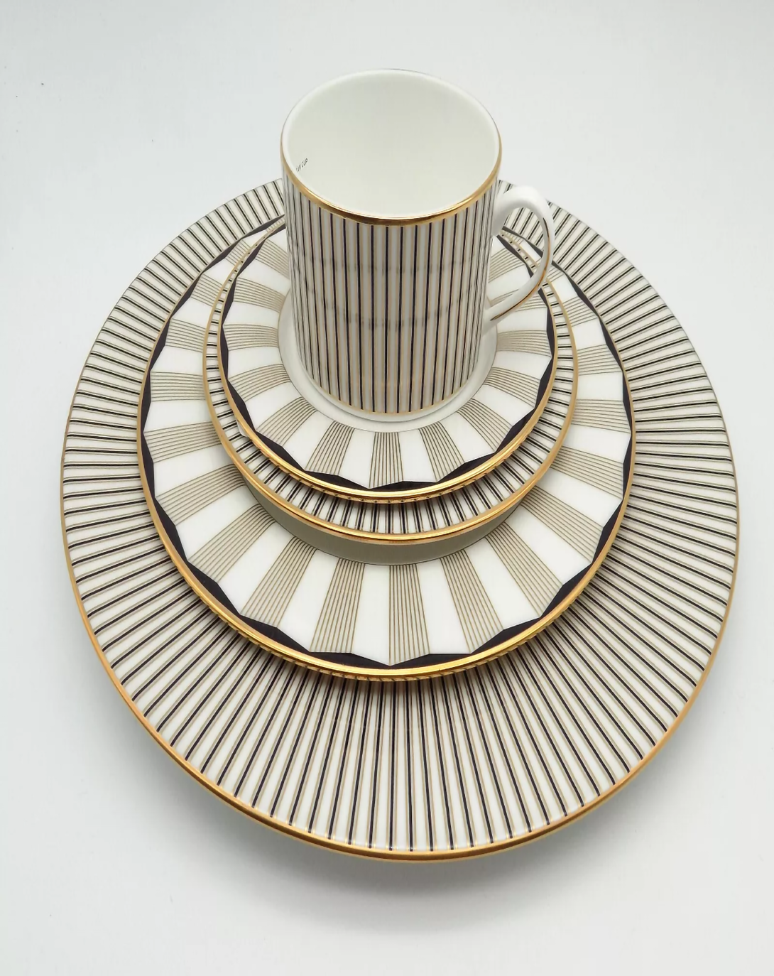 Minimalist Stoneware Tea Set