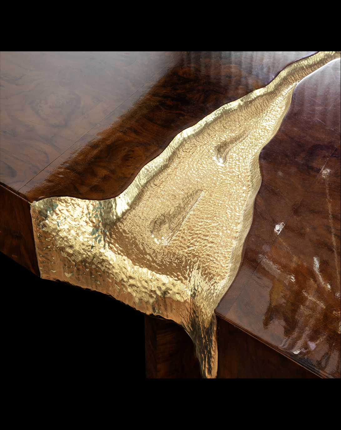 Modern Accented Luxury Dining Table ANGIE HOMES