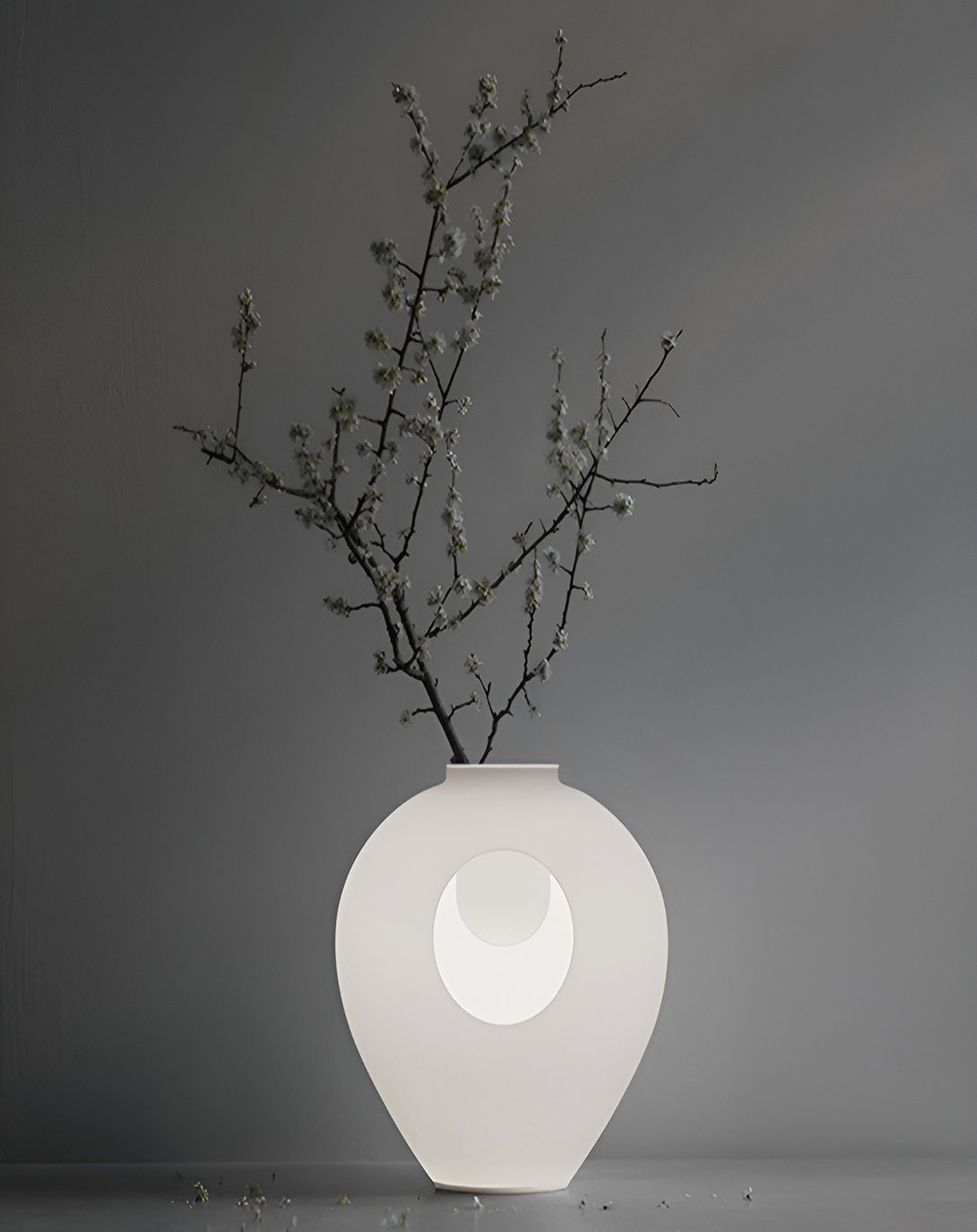 Modern Owen Luxury Standing Light