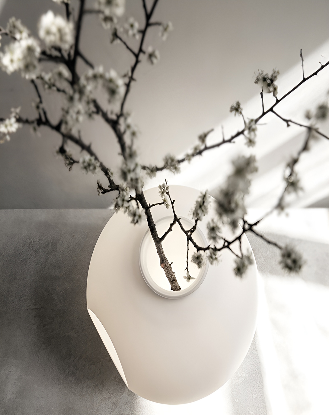 Modern Owen Luxury Standing Light