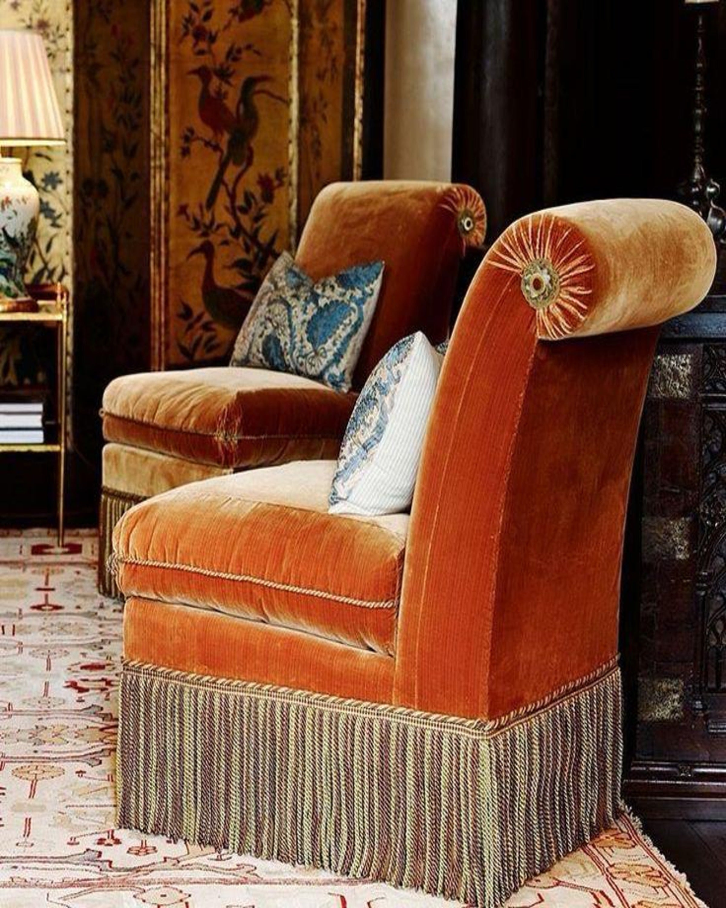 Modern Traditional Luxury Sofa Chair