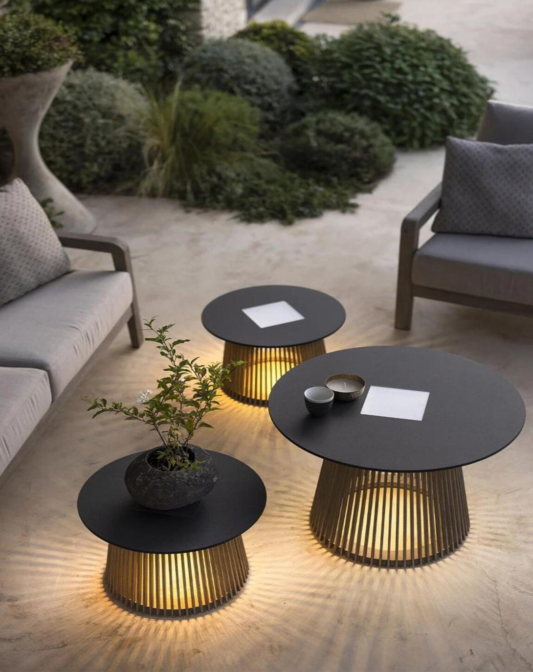 Nomad Nest Outdoor Side Table 
