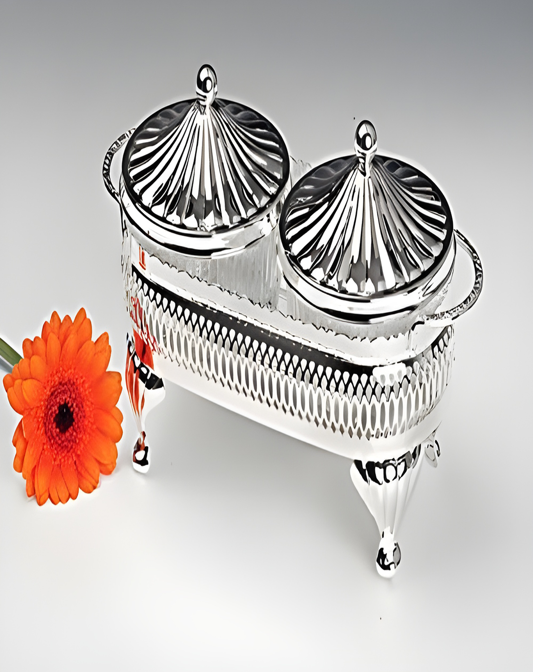 Noor Hot Dish Silver Plated