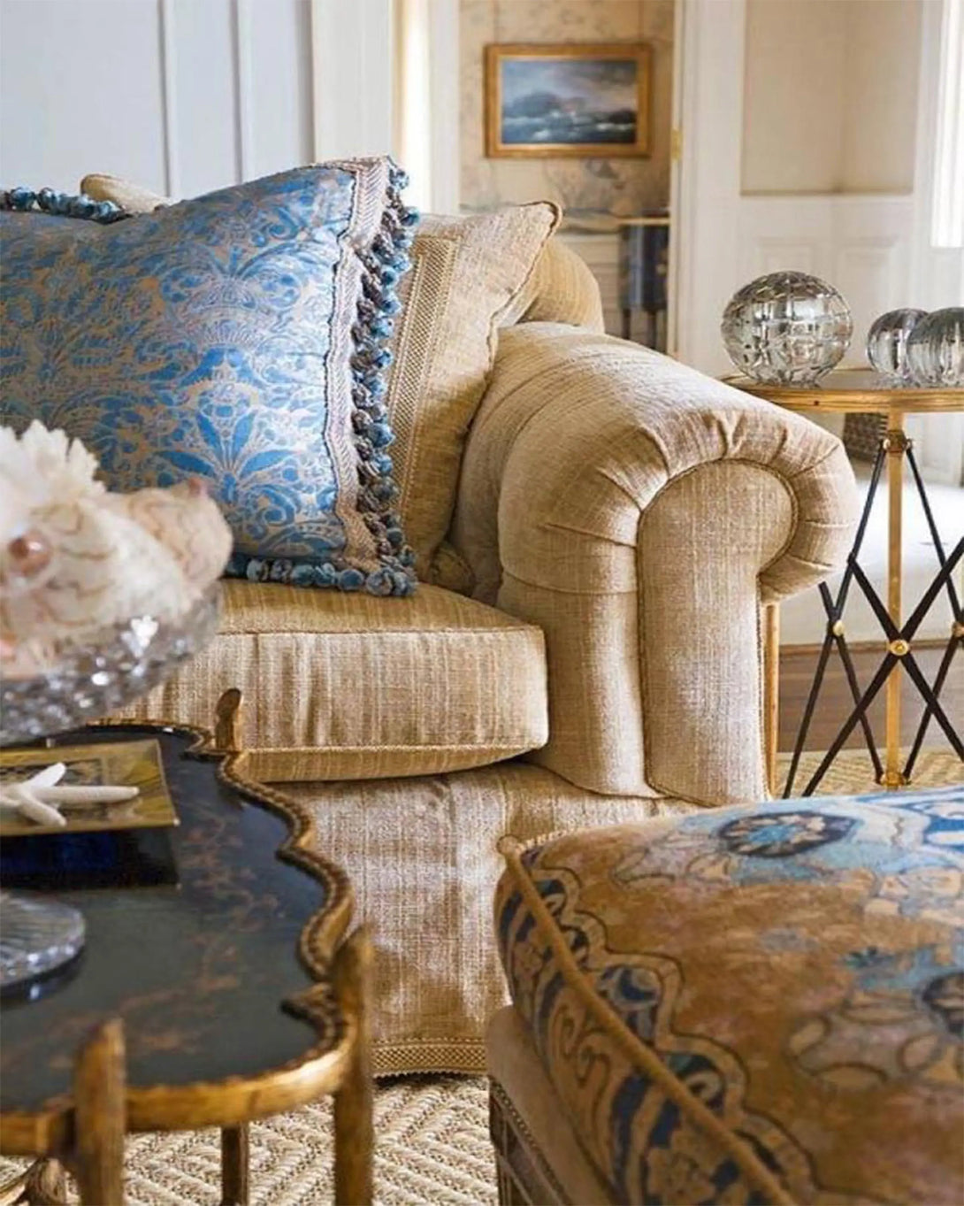 OAK Beige & Blue Classic Sofa with Curved ARM