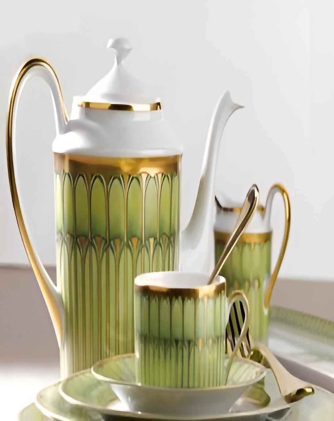 PASTORAL LIME GREEN TEA SET