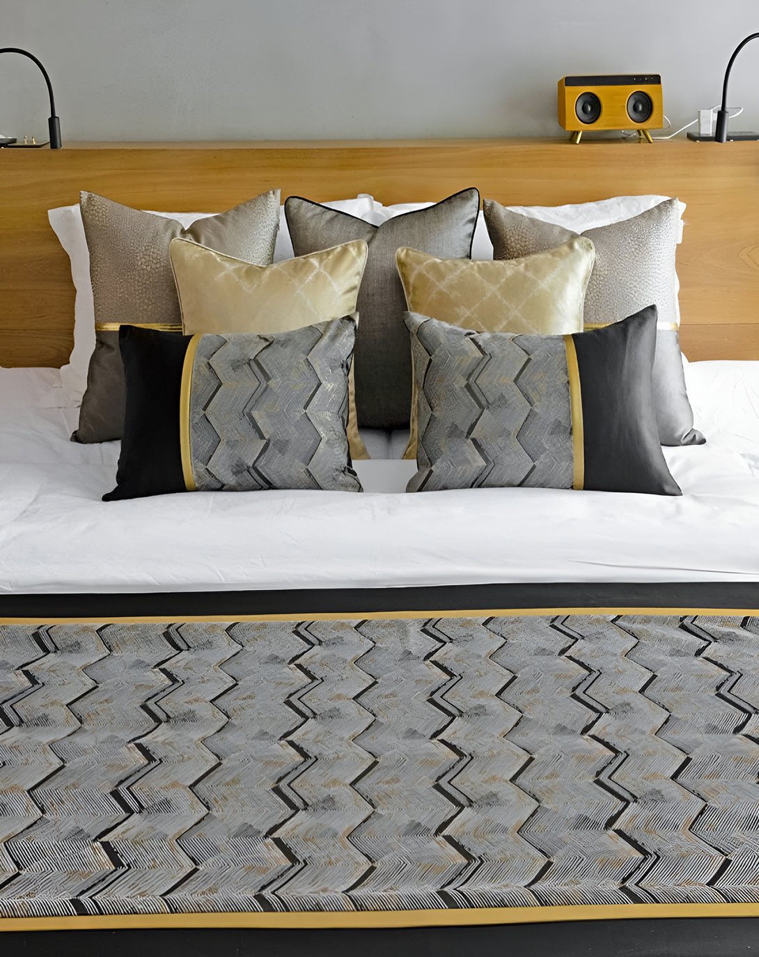 POLKA BED SET (Set of 4) ANGIE HOMES