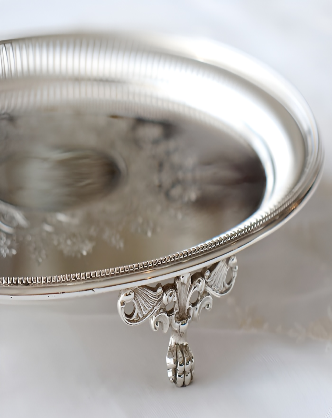 Pure Elegance Silver Plated Oval Tray