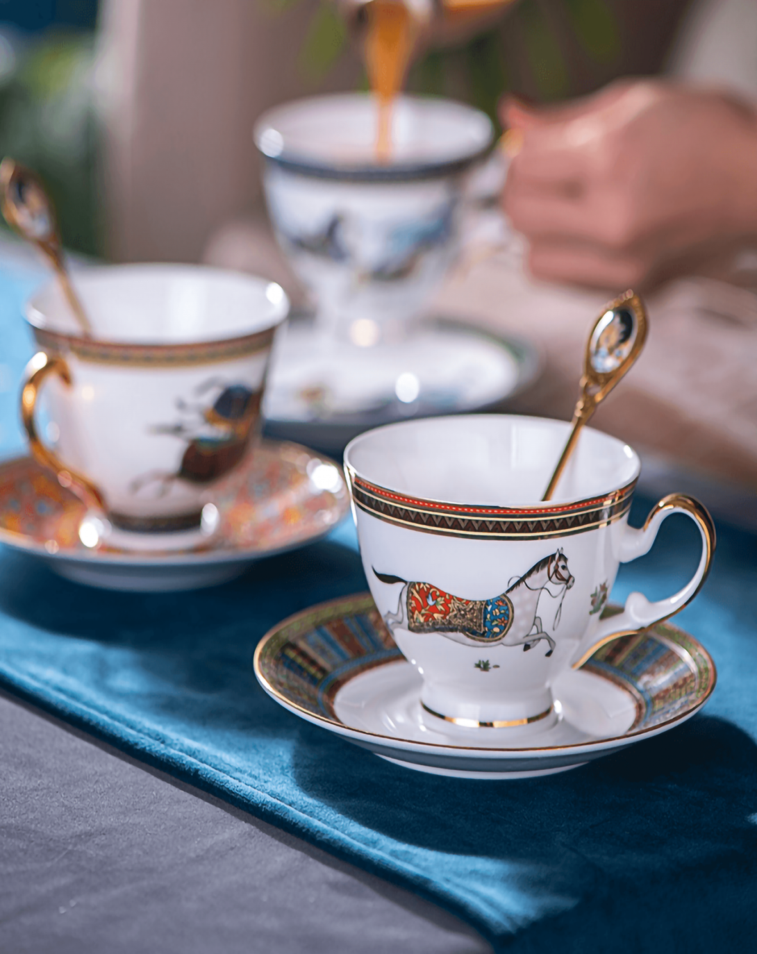 Qbic White Dinner And Tea Set