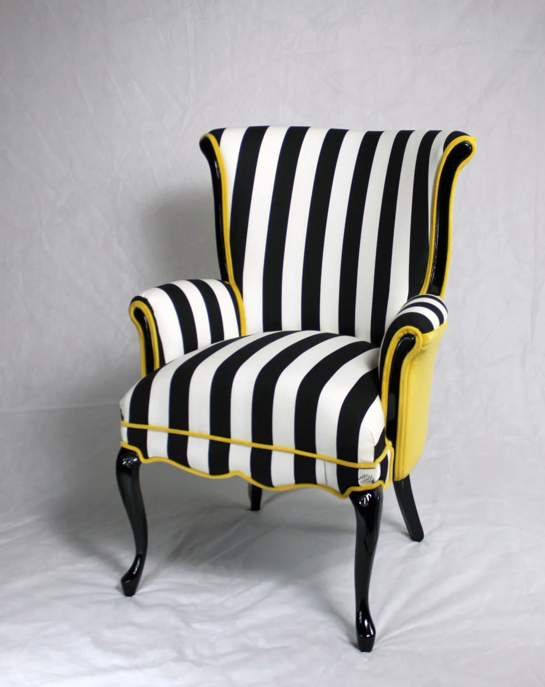 Reclining Black And White Luxury Sofa Chair ANGIE HOMES