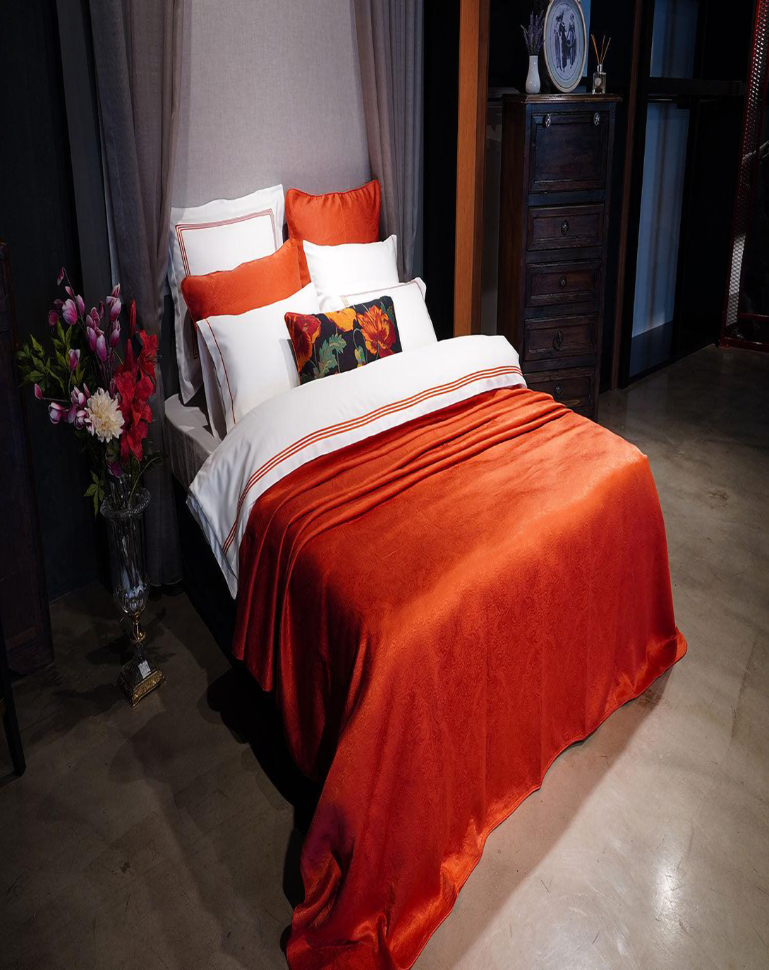 SANTA Bed Set (Set of 4) ANGIE HOMES