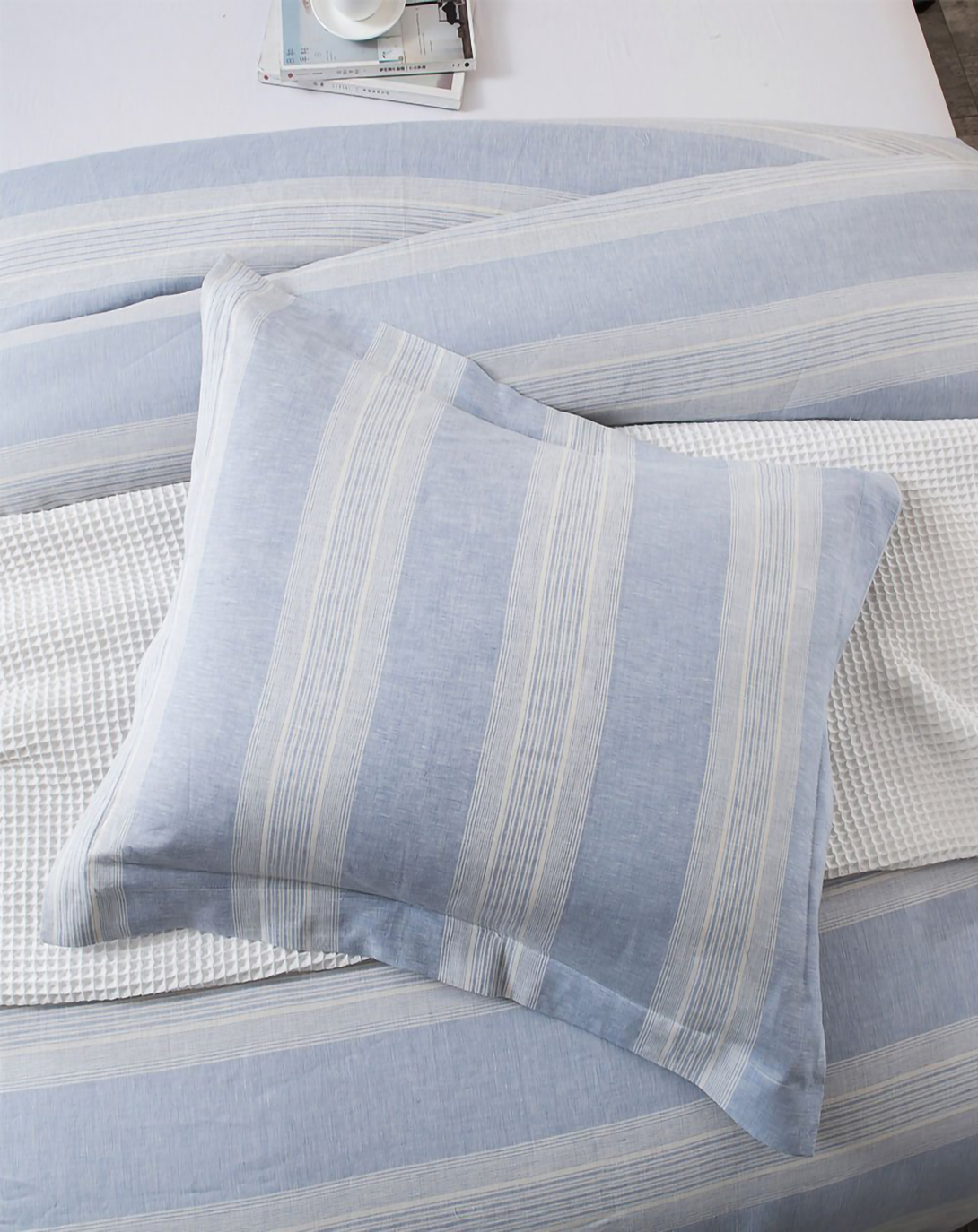 SKY BED SET(Set of 4) ANGIE HOMES