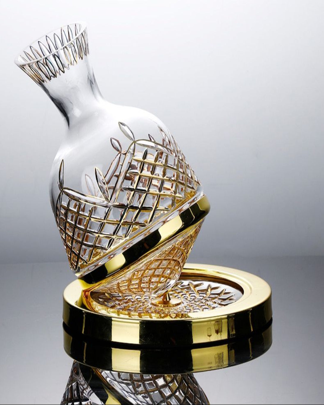 Sleek Wine Decanter ANGIE HOMES