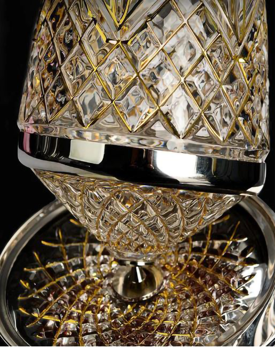 Sleek Decanter ANGIE HOMES