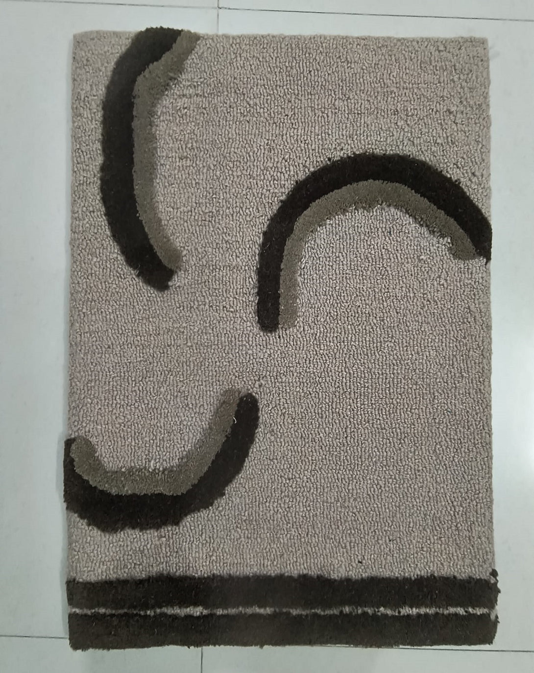 Tranquil Waves Modern Carpet