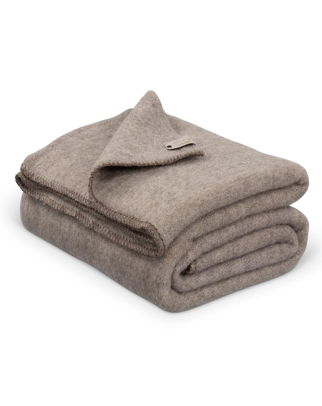 VelvetHaven Luxury Quilts