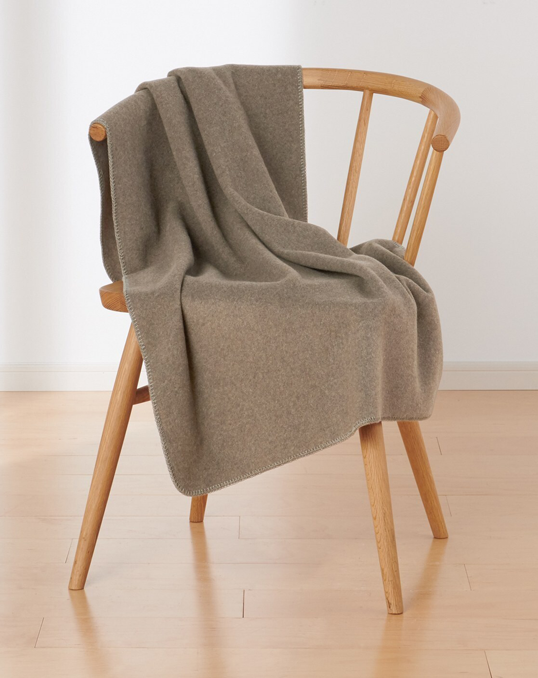 VelvetHaven Luxury Quilts